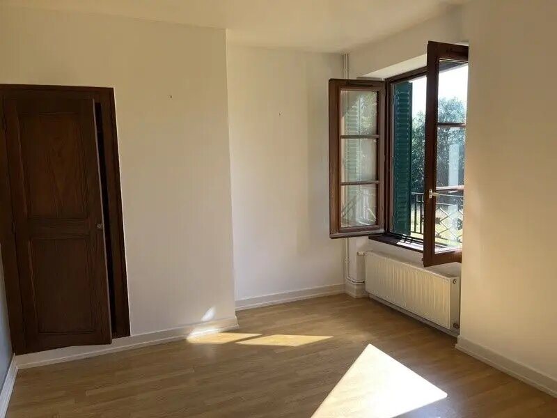 Maison à vendre, 189m², Saint-Yrieix-la-Perche