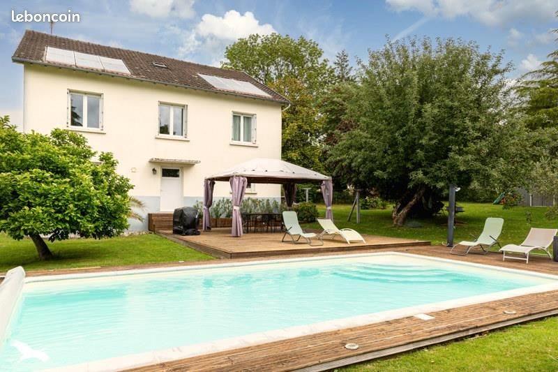 Maison à vendre, 200m², Saint-Yrieix-la-Perche
