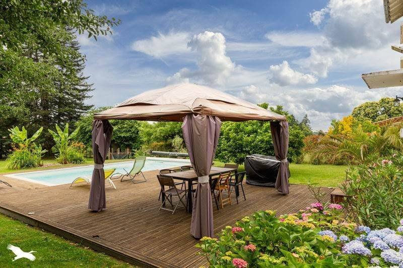 Maison à vendre, 200m², Saint-Yrieix-la-Perche