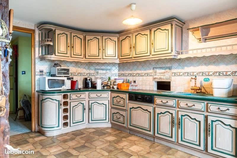 Maison à vendre, 290m², Saint-Yrieix-la-Perche