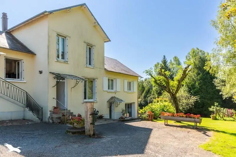 Maison à vendre, 192m², Saint-Yrieix-la-Perche