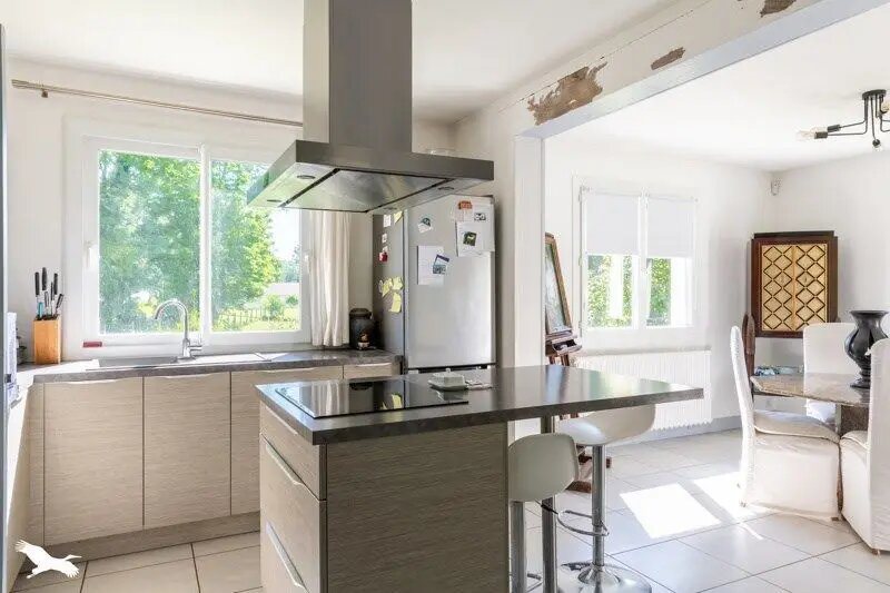 Maison à vendre, 192m², Saint-Yrieix-la-Perche