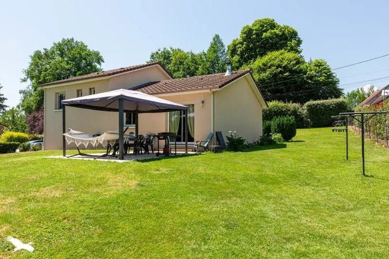 Maison à vendre, 94m², Saint-Yrieix-la-Perche