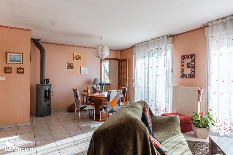 Maison à vendre, 144m², Saint-Yrieix-la-Perche