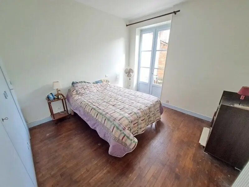 Appartement à vendre, 203m², Saint-Yrieix-la-Perche