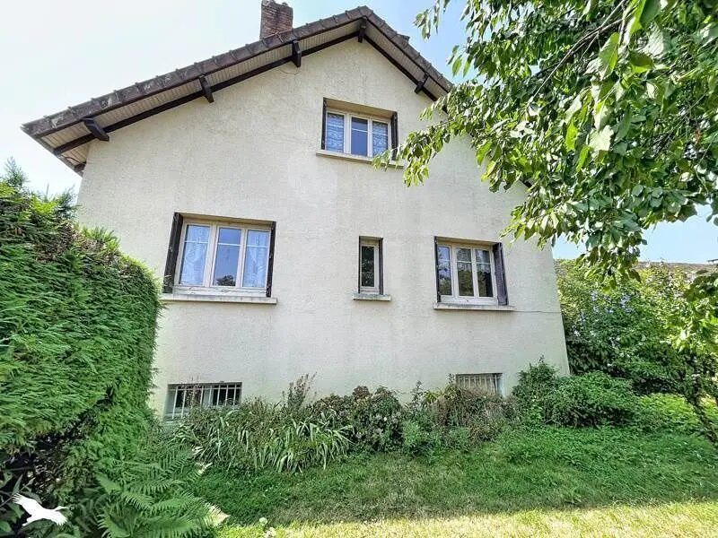Maison à vendre, 105m², Saint-Yrieix-la-Perche