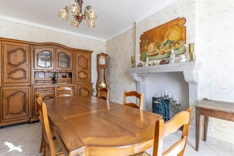 Maison à vendre, 223m², Sardent