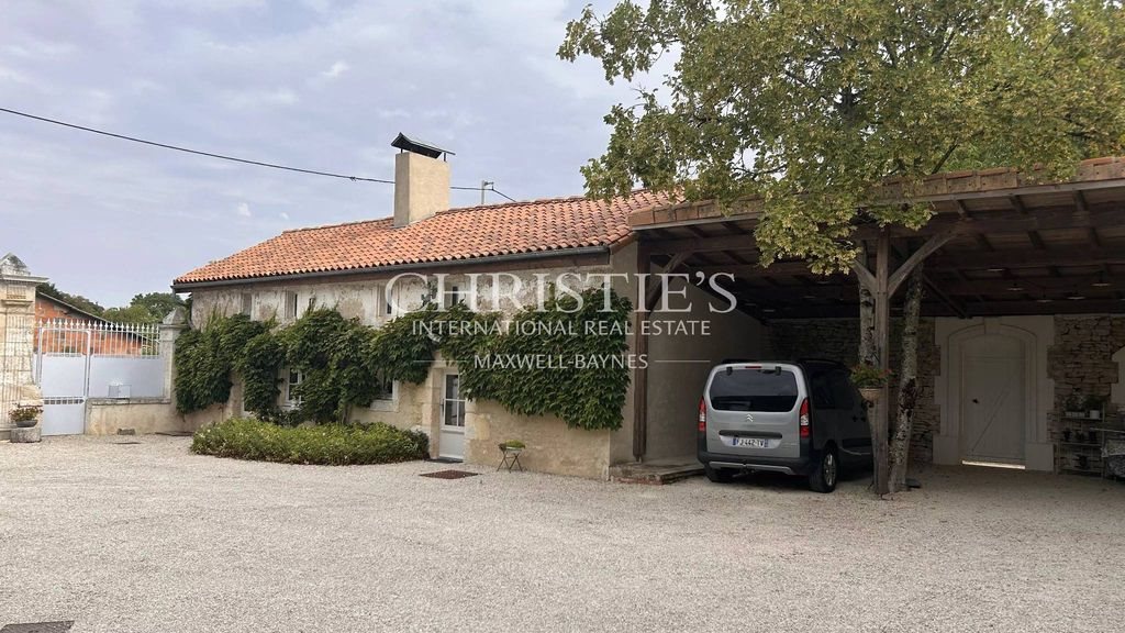 Maison à vendre, 671m², La Rochefoucauld