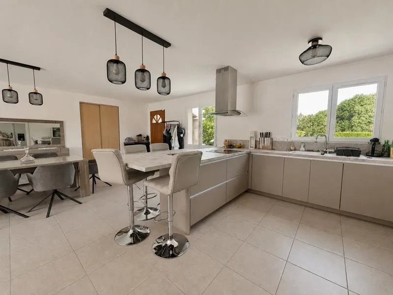 Maison à vendre, 123m², Soulignonne