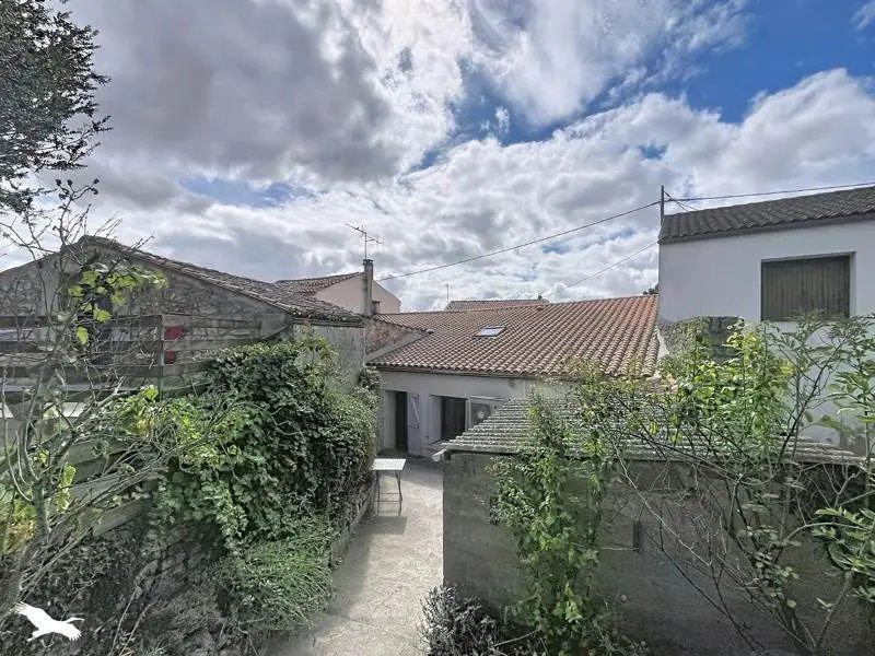 Maison à vendre, 112m², Pont-l'Abbé-d'Arnoult