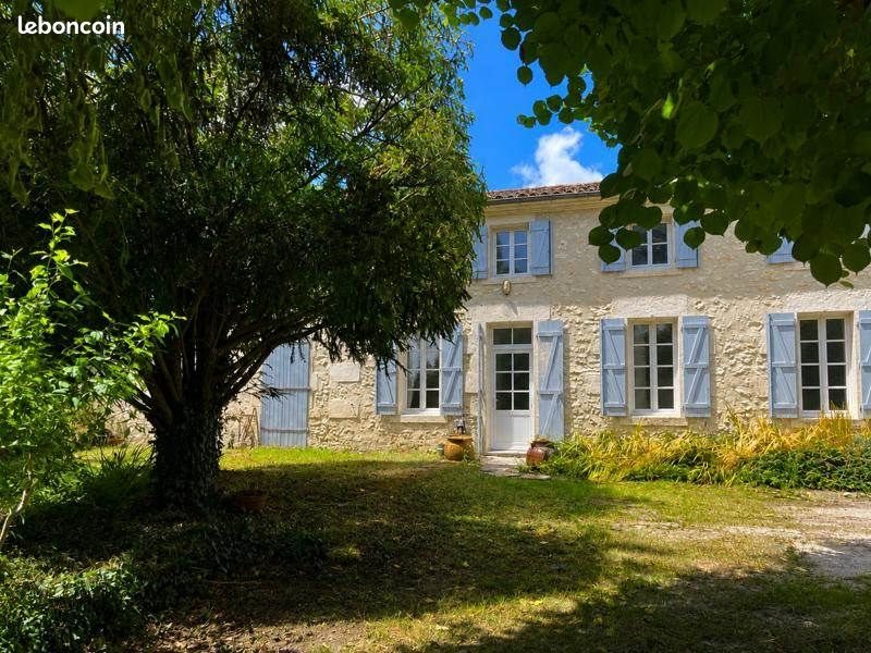 Maison à vendre, 277m², Pont-l'Abbé-d'Arnoult