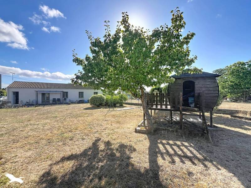 Maison à vendre, 94m², Pont-l'Abbé-d'Arnoult