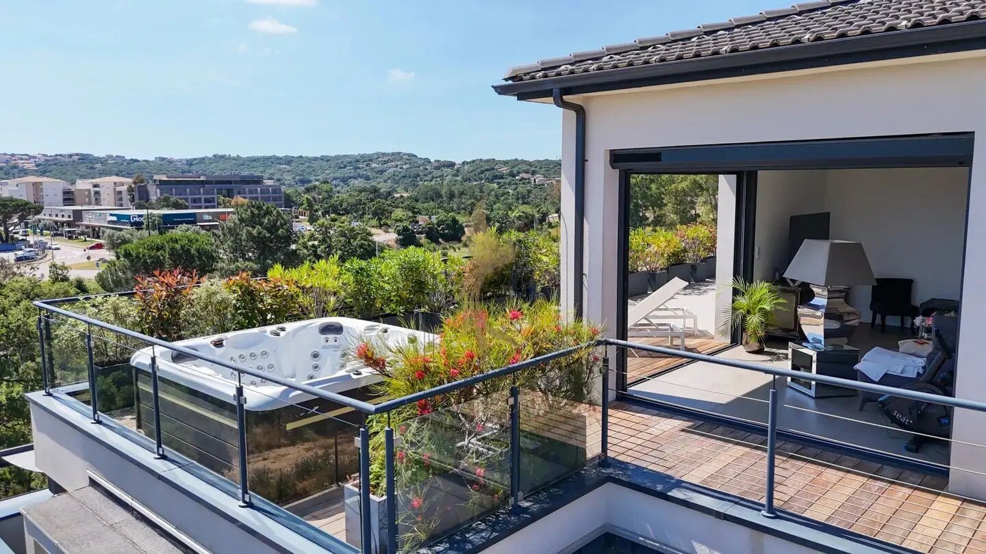 Appartement à vendre, 157m², Porto-Vecchio
