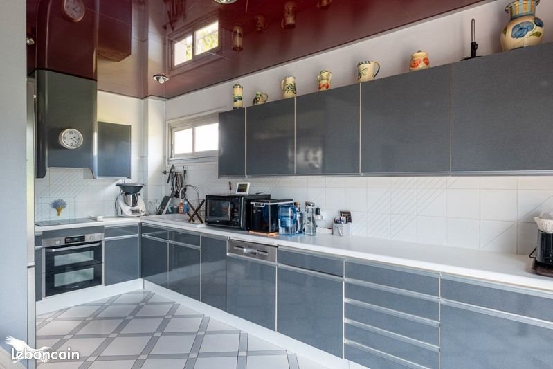 Maison à vendre, 174m², Pérignac