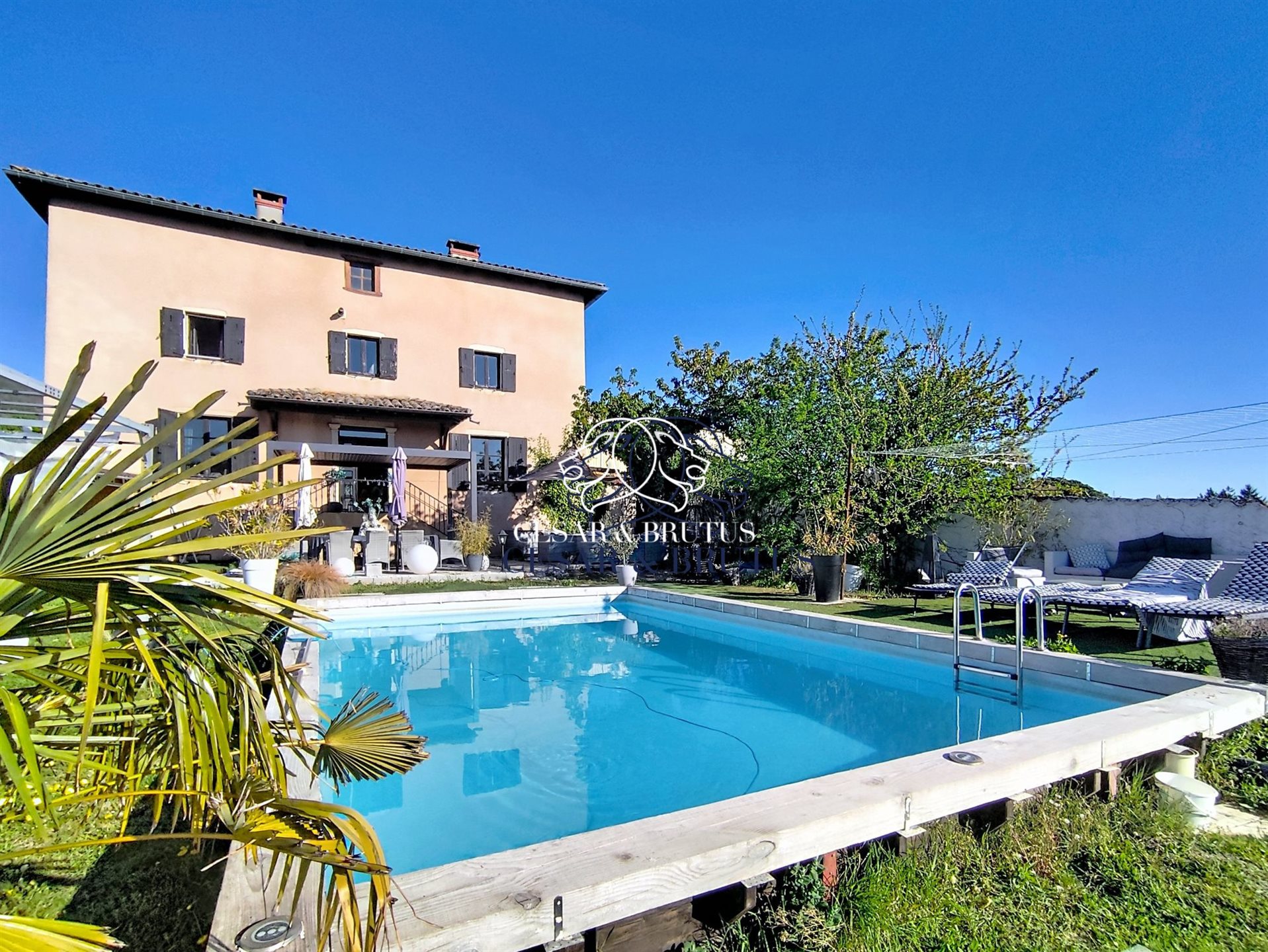 Maison à vendre, 198m², Quincié-en-Beaujolais