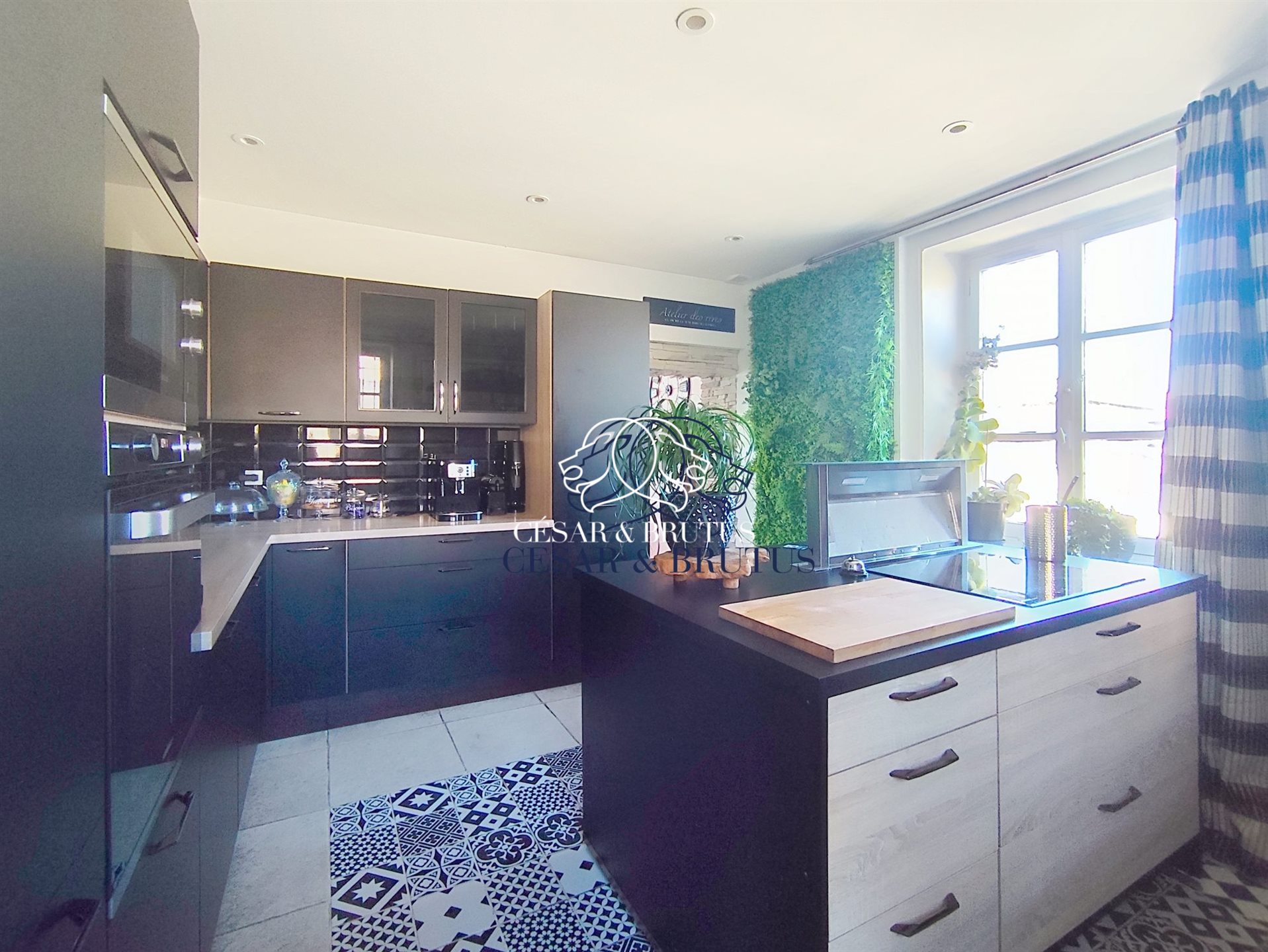 Maison à vendre, 198m², Quincié-en-Beaujolais
