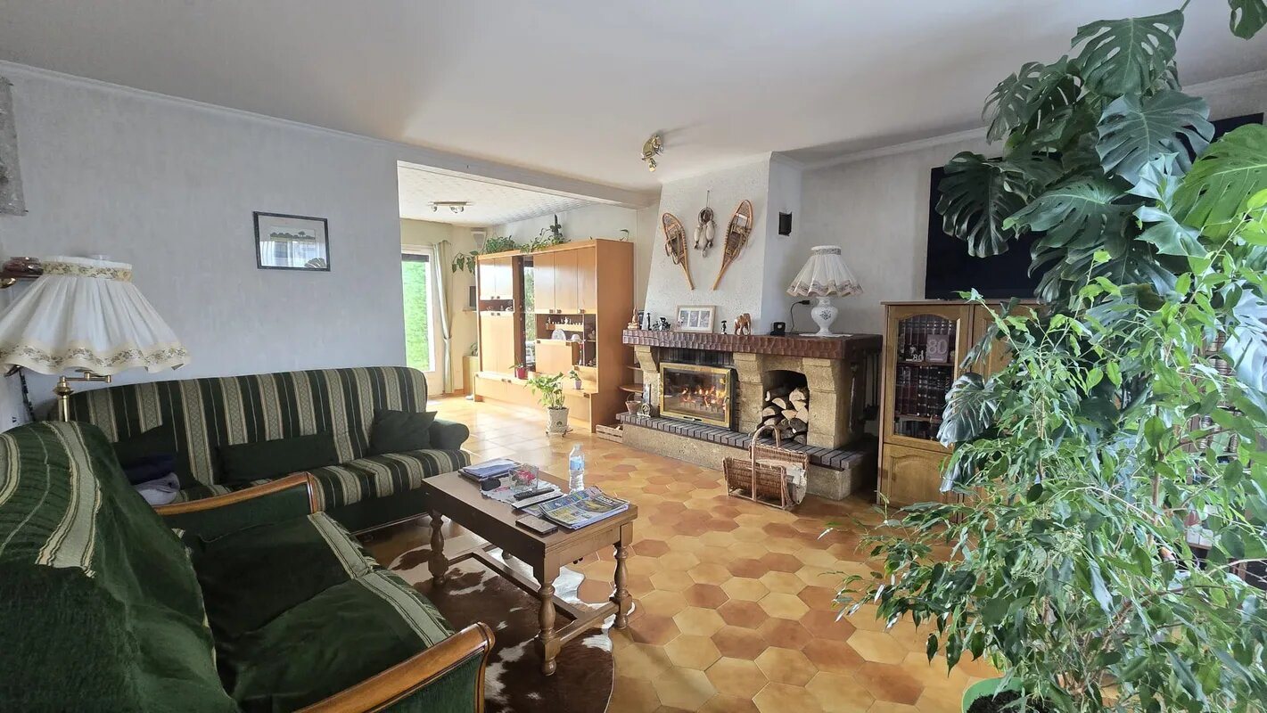 Maison à vendre, 142m², Pecqueuse
