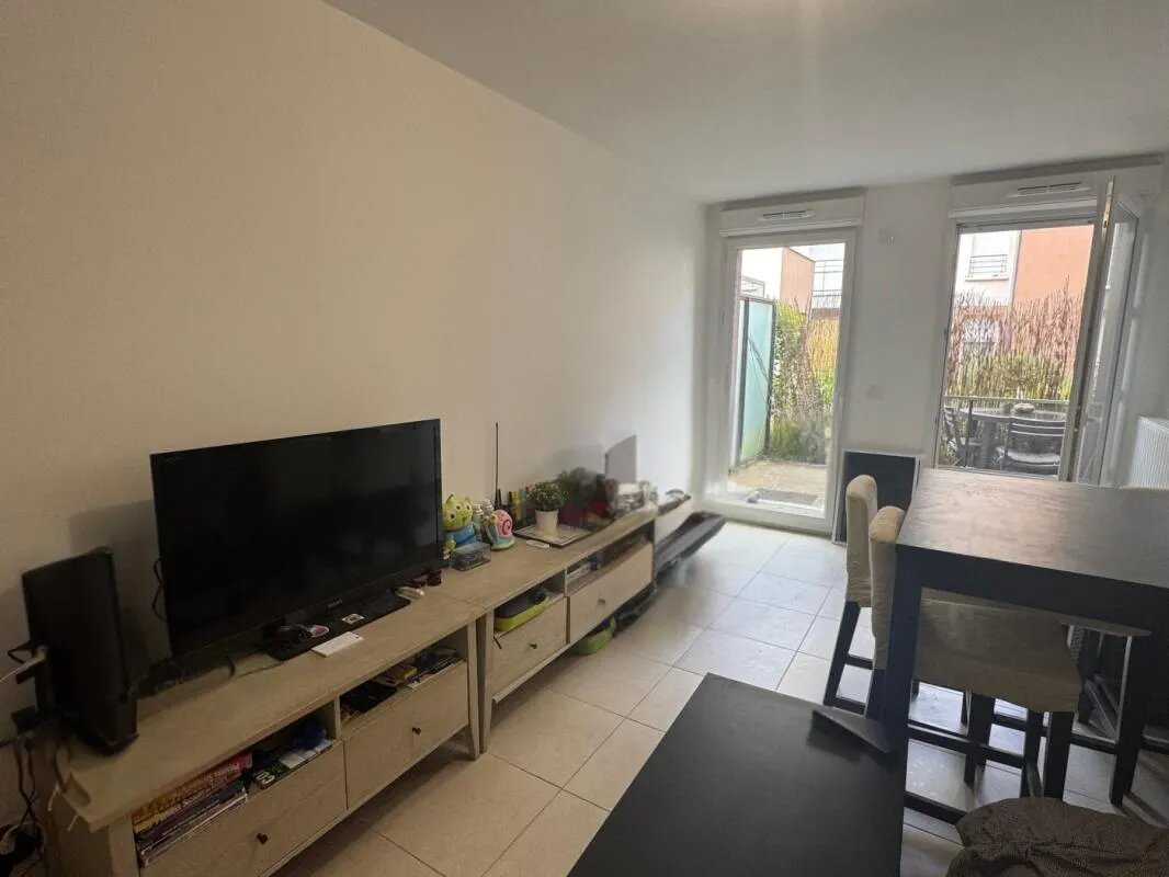 Appartement à vendre, 28m², Mennecy