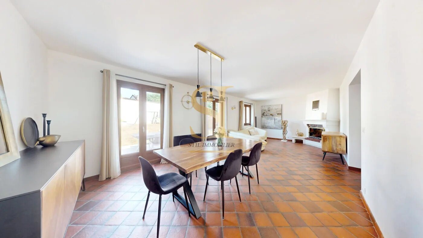 Maison à vendre, 111m², Varennes-Jarcy