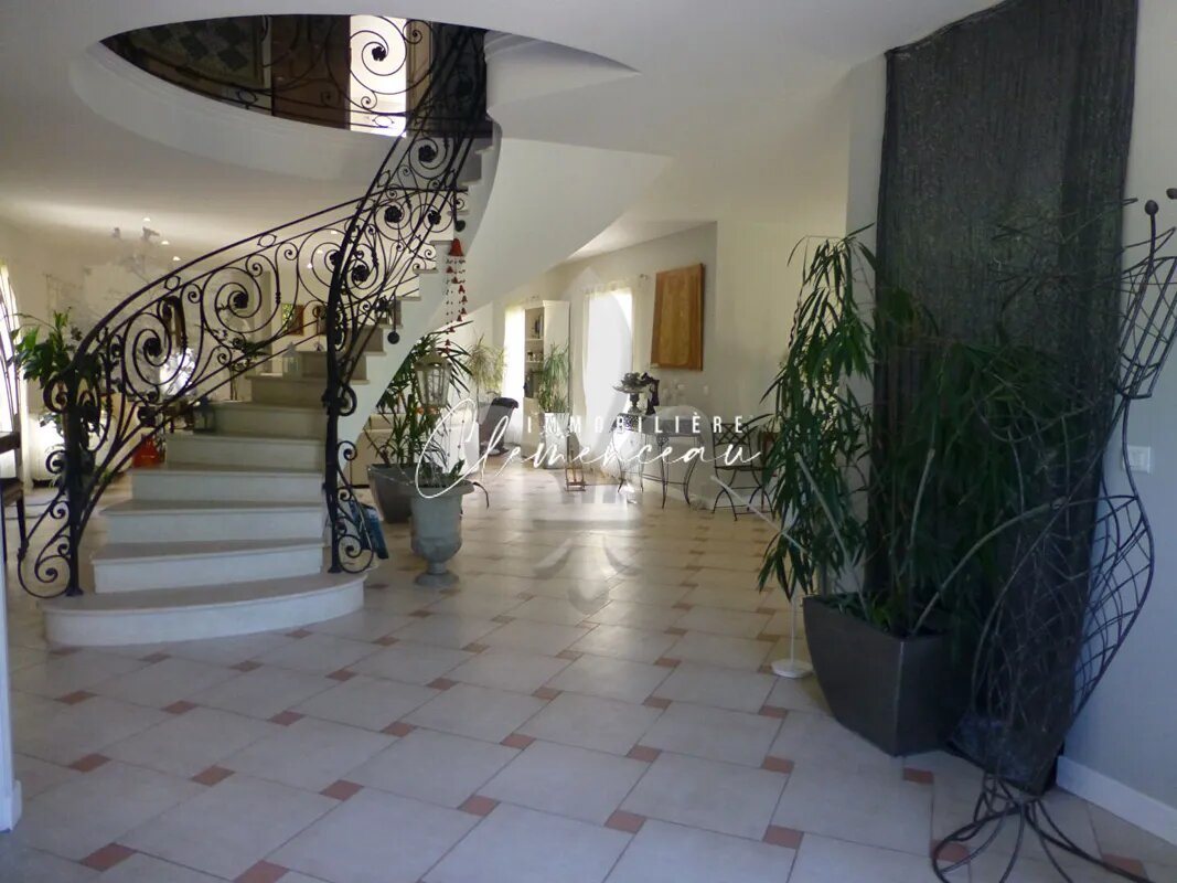 Maison à louer, 272m², Orgeval