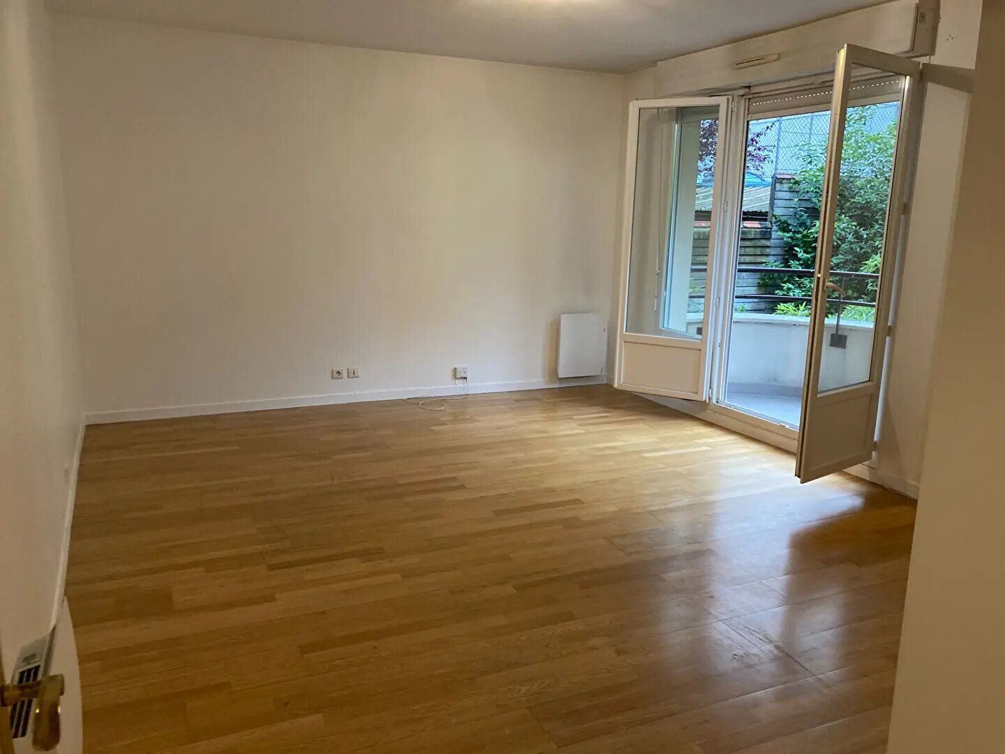 Appartement à louer, 65m², Suresnes