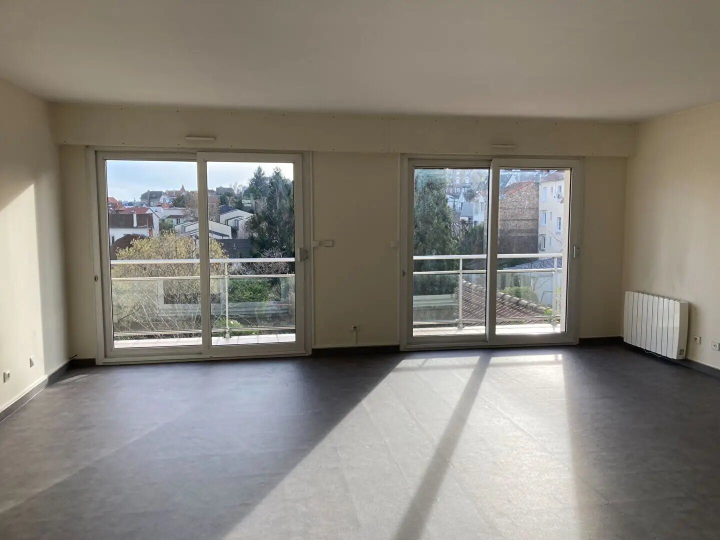 Appartement à louer, 100m², Suresnes