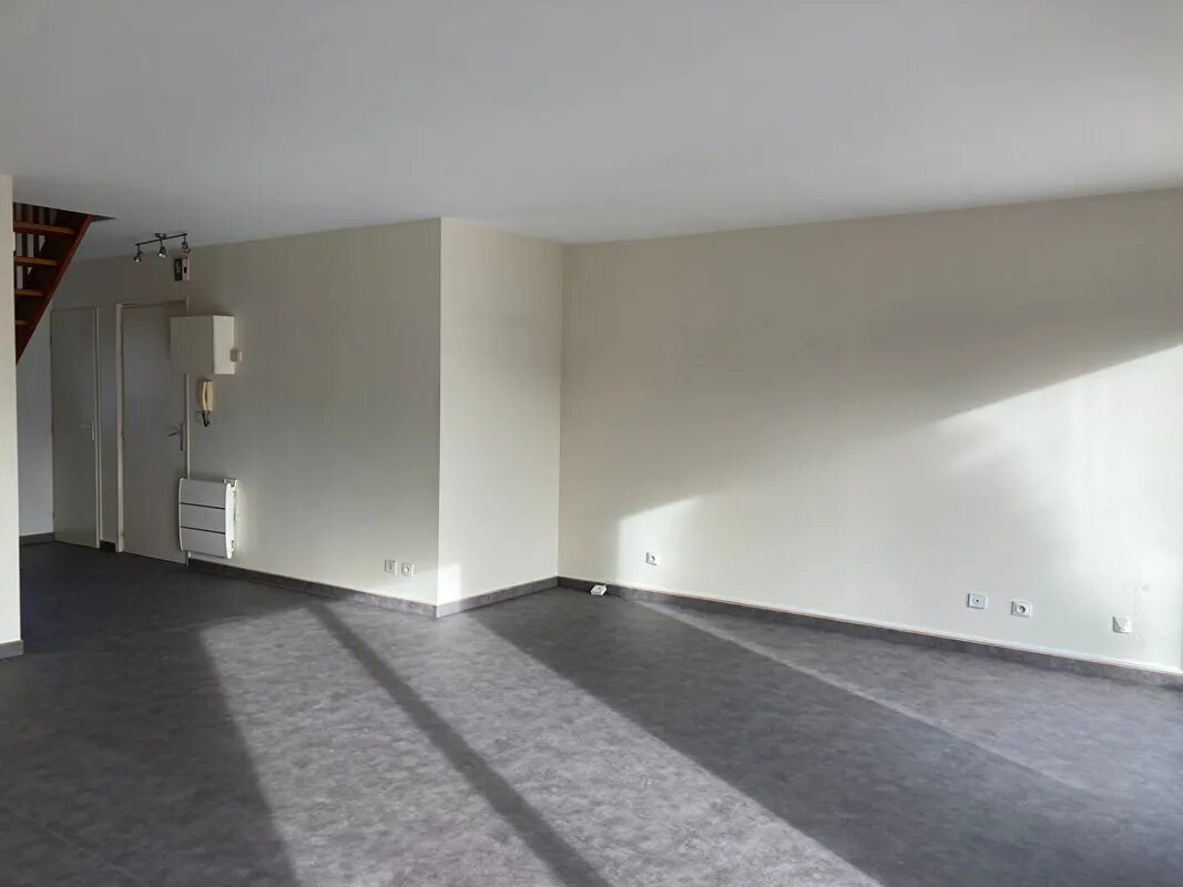Appartement à louer, 100m², Suresnes