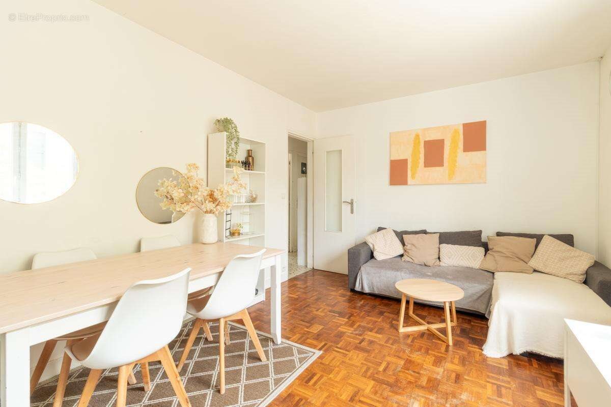 Appartement à vendre, 237m², Mantes-la-Jolie