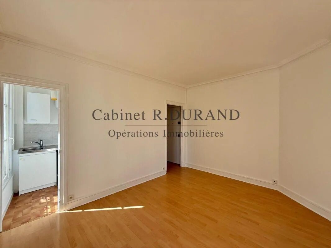 Appartement à louer, 37m², Courbevoie