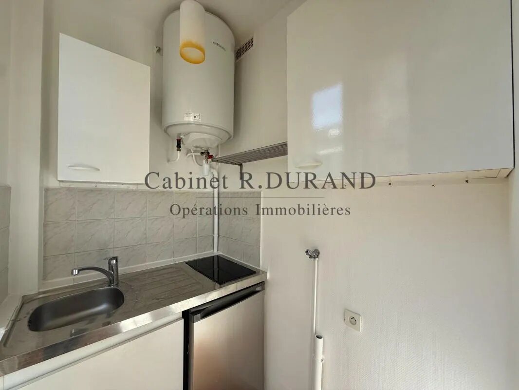 Appartement à louer, 37m², Courbevoie