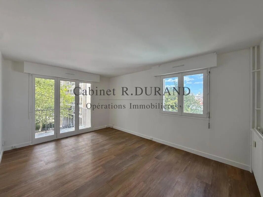 Appartement à louer, 42m², Courbevoie