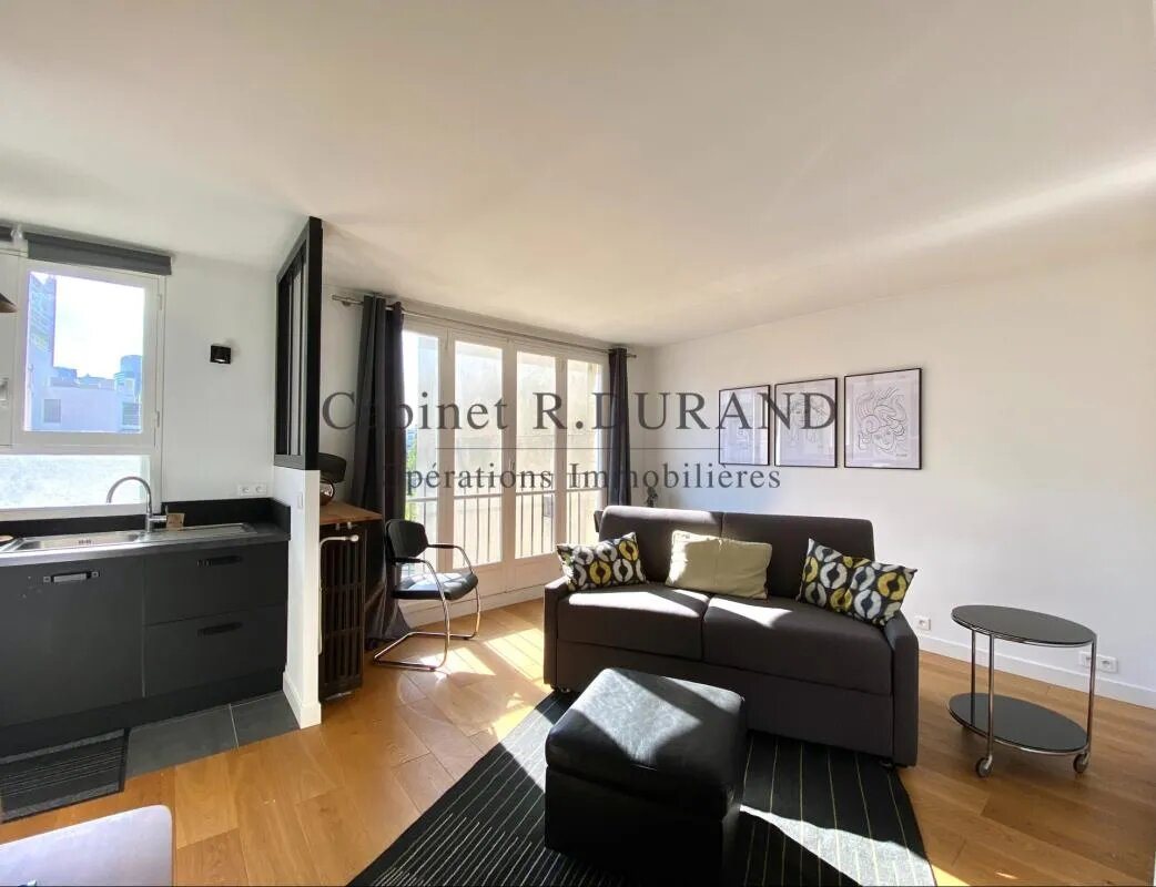 Appartement à louer, 28m², Courbevoie
