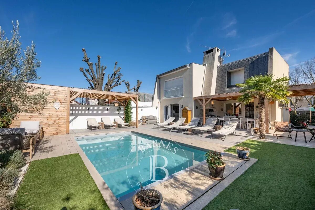 Maison à vendre, 243m², Maisons-Alfort