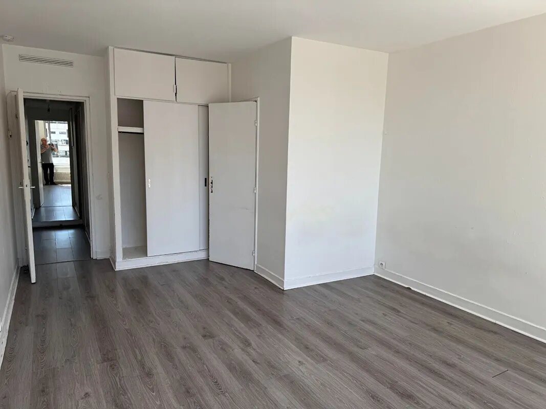 Appartement à louer, 29m², Paris 15ème