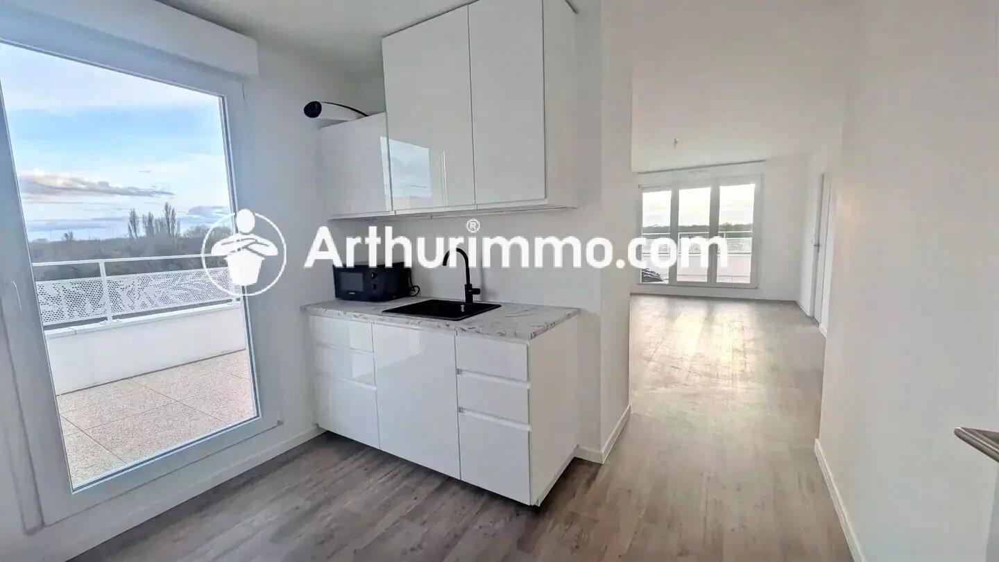 Appartement à vendre, 74m², Savigny-le-Temple