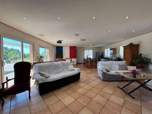 Maison à vendre, 210m², Bergerac