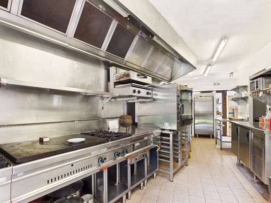 Maison à vendre, 485m², Puycelsi