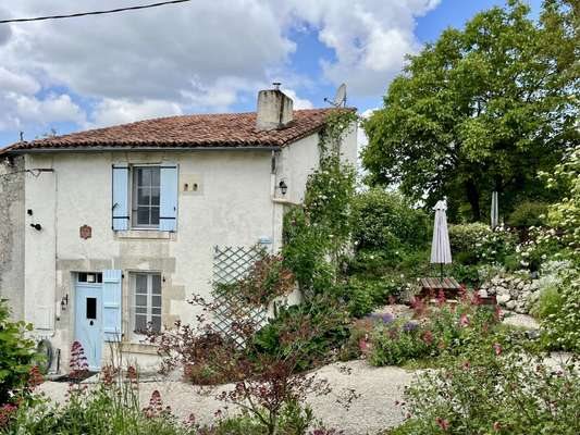 Maison à vendre, 198m², Aubeterre-sur-Dronne