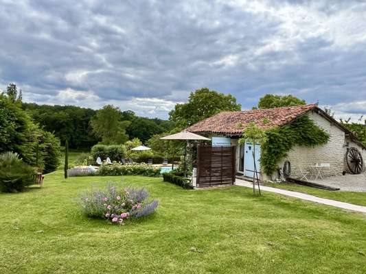 Maison à vendre, 198m², Aubeterre-sur-Dronne