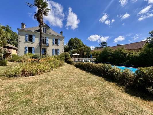 Maison à vendre, 219m², Sainte-Dode