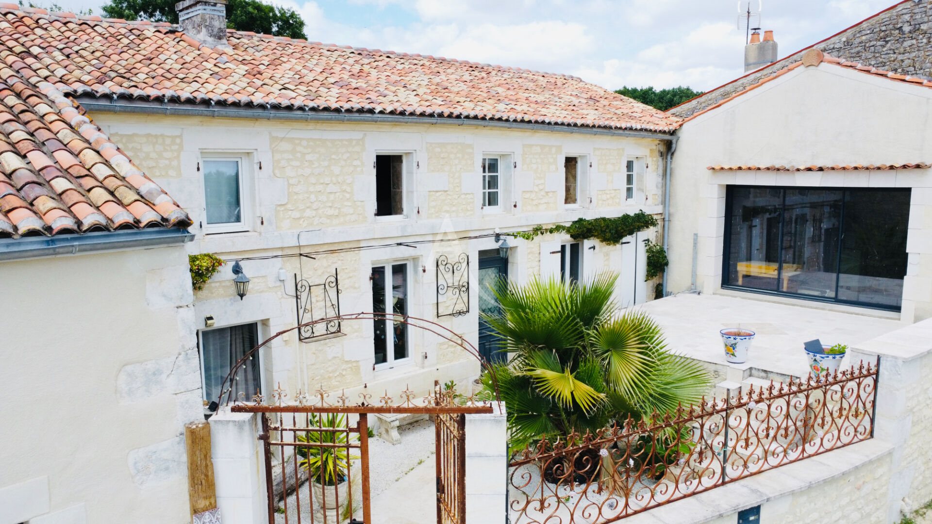 Maison à vendre, 224m², Saintes
