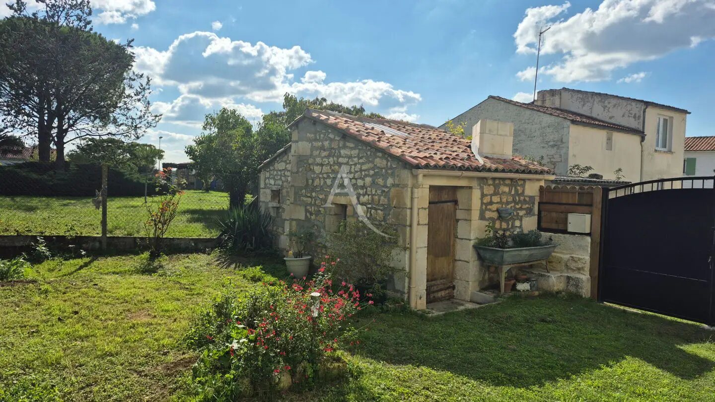 Maison à vendre, 188m², Saintes