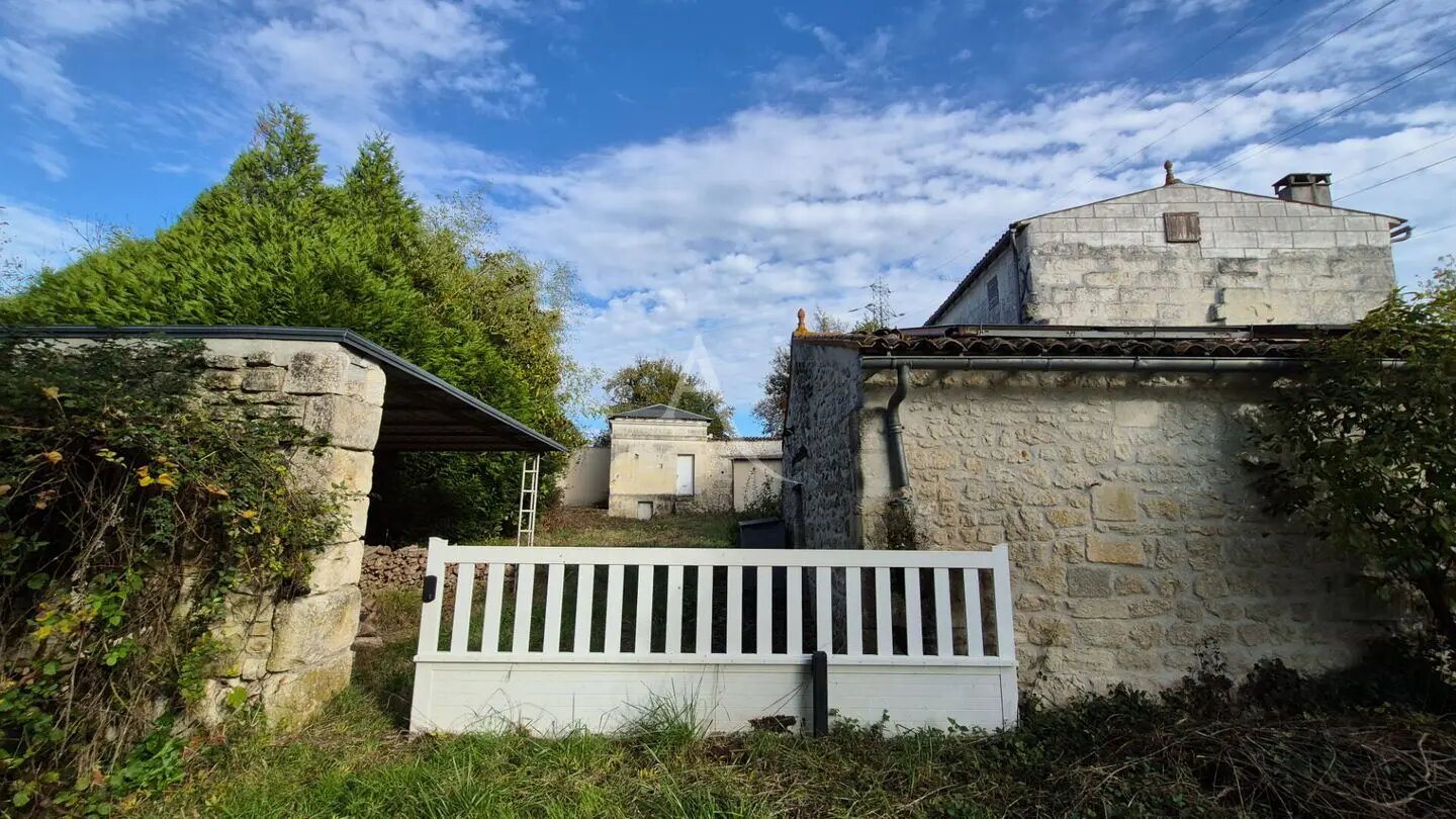 Maison à vendre, 246m², Saintes