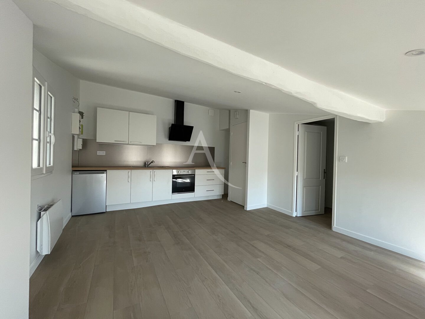 Appartement à louer, 24m², Saintes