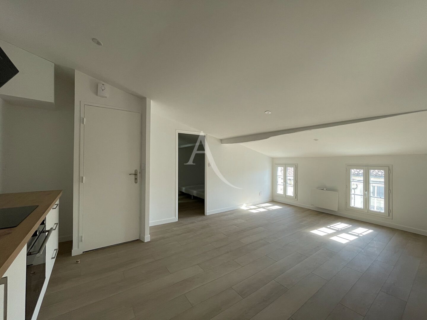 Appartement à louer, 24m², Saintes