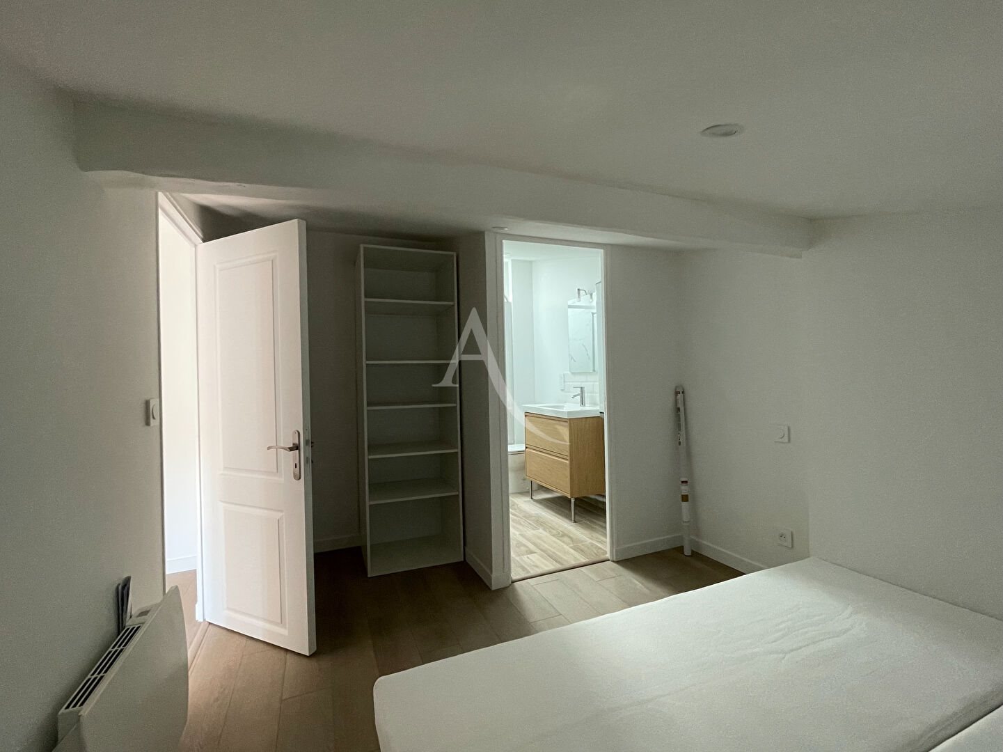 Appartement à louer, 24m², Saintes