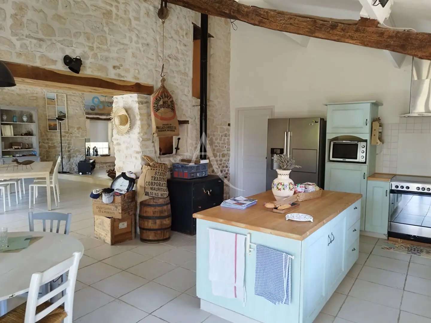 Maison à vendre, 247m², Gémozac