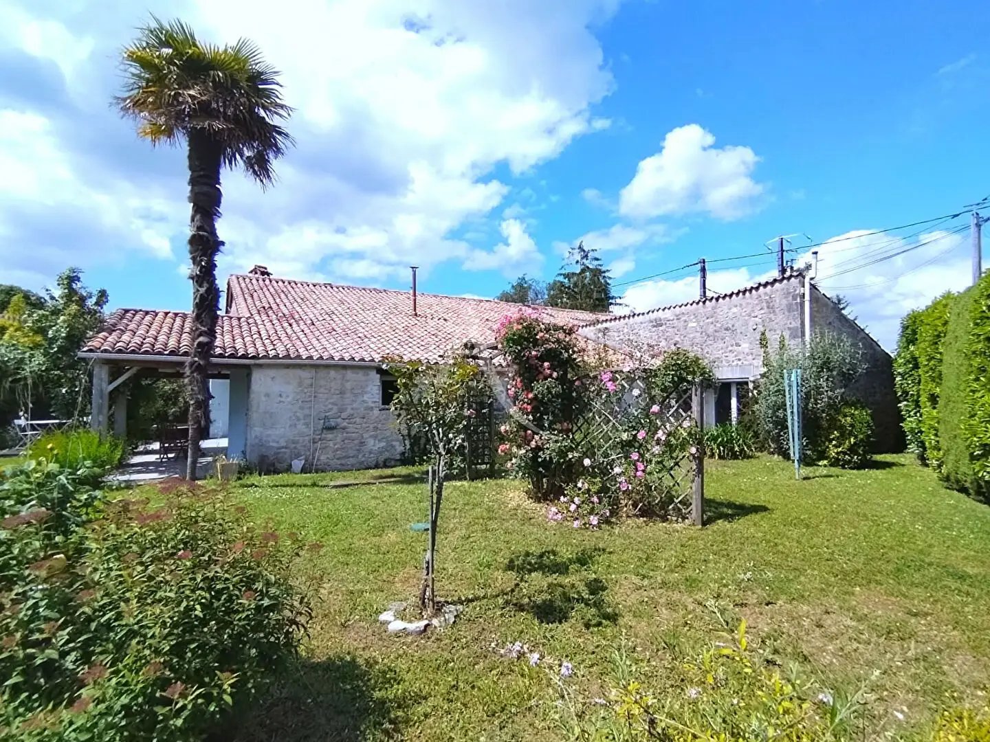 Maison à vendre, 247m², Gémozac