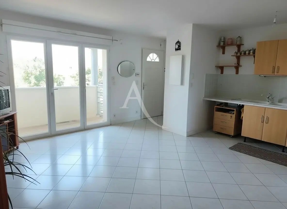 Appartement à vendre, 46m², Saintes
