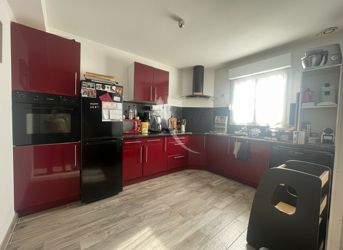 Maison à louer, 82m², Saintes